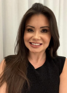 Caroline Caciano.png